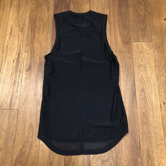 Lululemon black mini shift dress size 4 or 6 - Picture 4 of 7